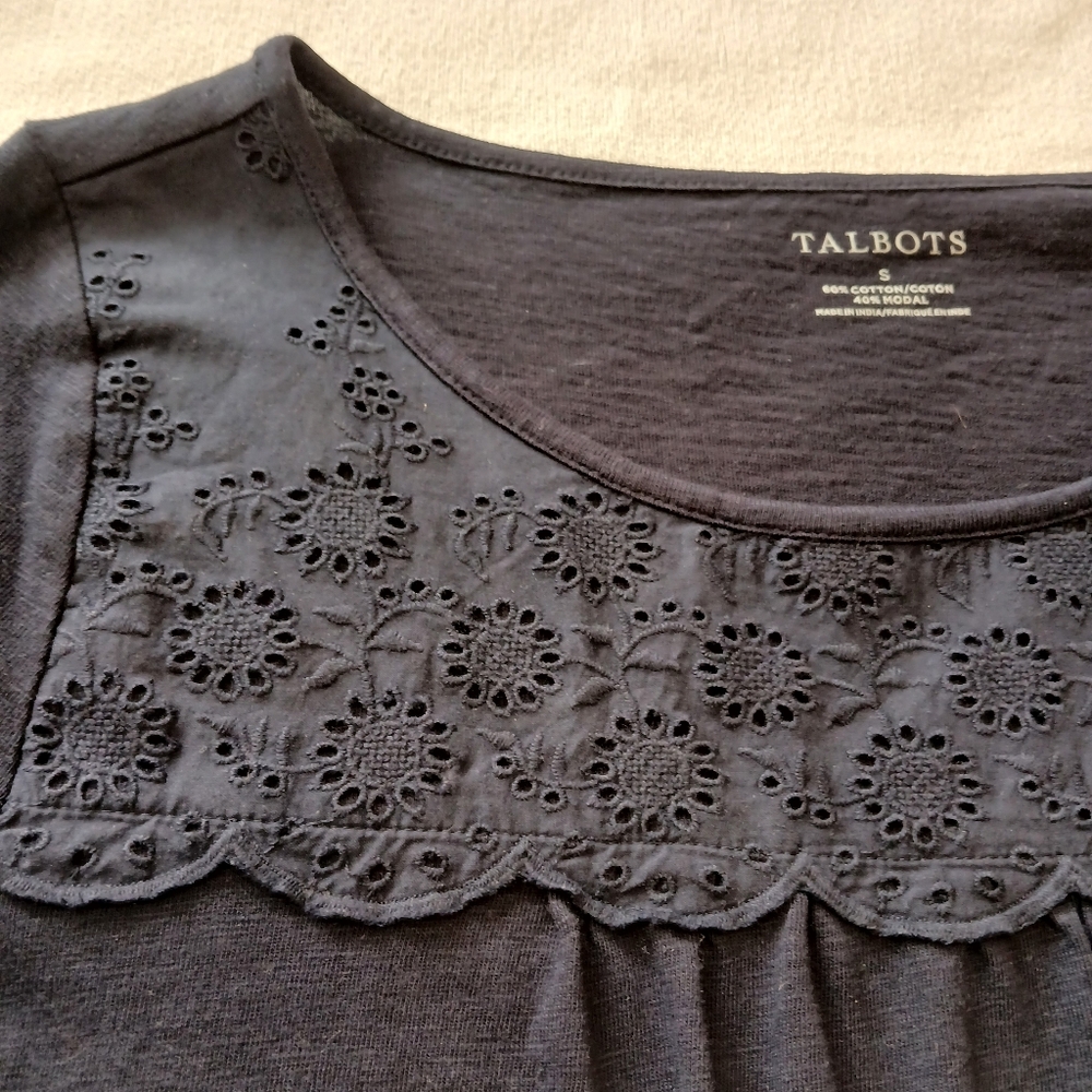Talbots Size Small Navy Blue Short Sleeve T-shirt Lace Cut Out Shirt - Picture 5 of 9